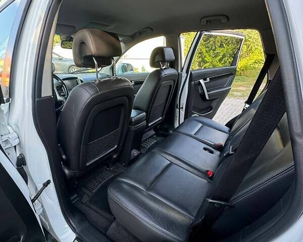 Шевроле Каптива, объемом двигателя 2.23 л и пробегом 208 тыс. км за 11000 $, фото 29 на Automoto.ua