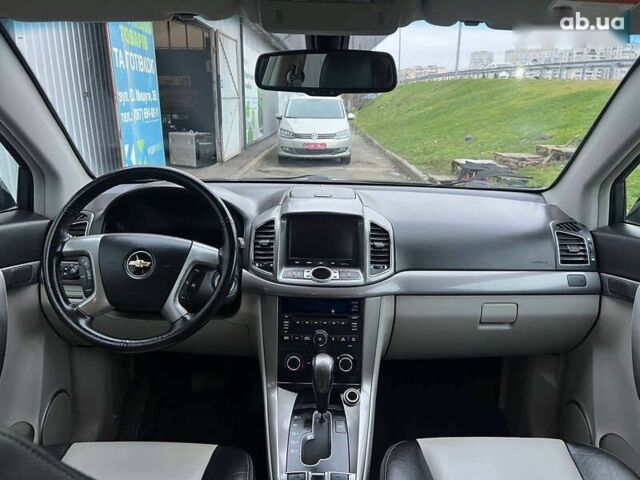 Шевроле Каптива, объемом двигателя 2.2 л и пробегом 129 тыс. км за 12500 $, фото 27 на Automoto.ua