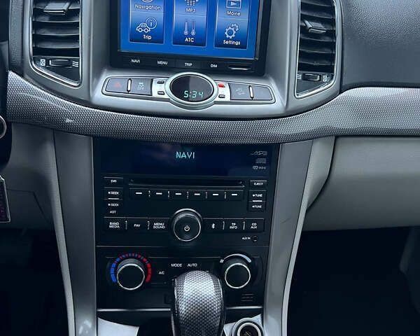 Шевроле Каптива, объемом двигателя 2.2 л и пробегом 129 тыс. км за 12500 $, фото 18 на Automoto.ua