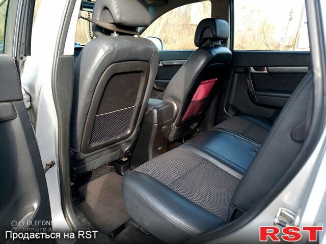 Шевроле Каптива, объемом двигателя 2 л и пробегом 280 тыс. км за 5700 $, фото 9 на Automoto.ua