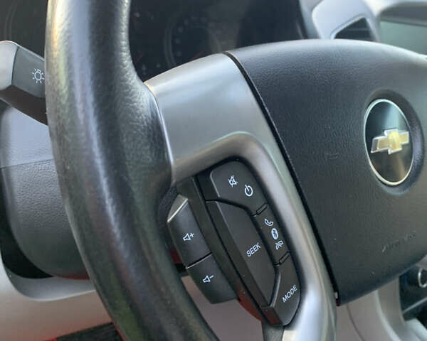 Шевроле Каптива, объемом двигателя 2.2 л и пробегом 212 тыс. км за 11400 $, фото 9 на Automoto.ua