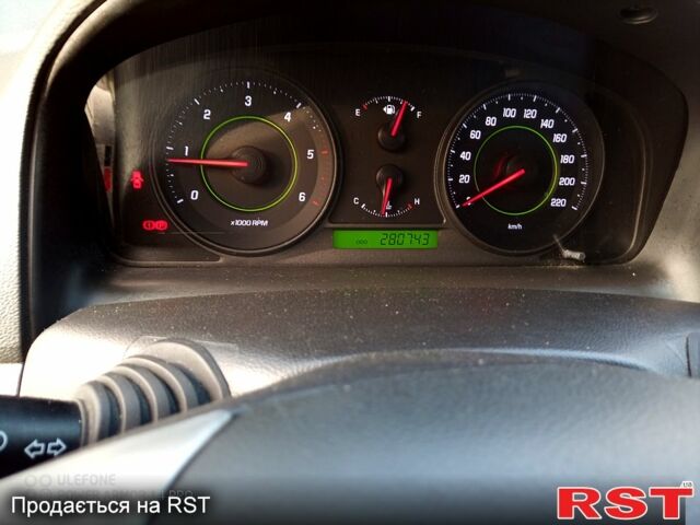 Шевроле Каптива, объемом двигателя 2 л и пробегом 280 тыс. км за 5700 $, фото 7 на Automoto.ua