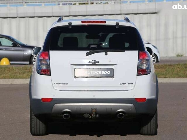 Шевроле Каптива, объемом двигателя 2.2 л и пробегом 180 тыс. км за 11000 $, фото 5 на Automoto.ua