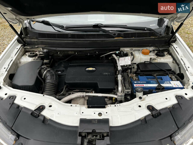 Шевроле Каптіва, об'ємом двигуна 2.2 л та пробігом 230 тис. км за 11500 $, фото 24 на Automoto.ua