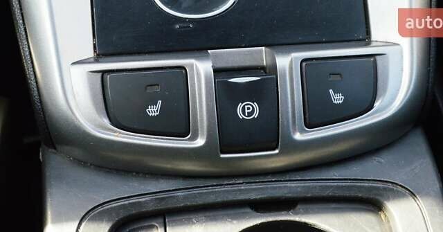 Шевроле Каптива, объемом двигателя 2.2 л и пробегом 222 тыс. км за 11700 $, фото 26 на Automoto.ua