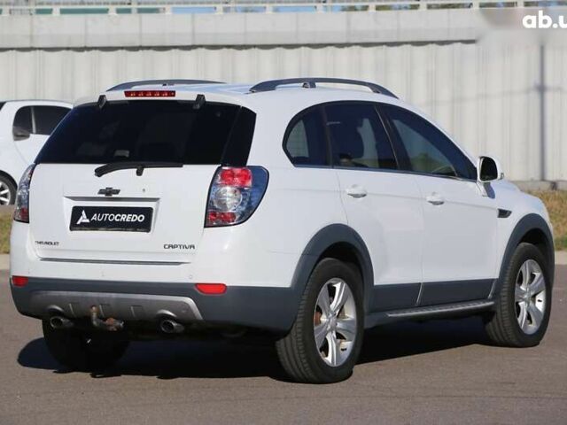 Шевроле Каптива, объемом двигателя 2.2 л и пробегом 180 тыс. км за 11000 $, фото 4 на Automoto.ua