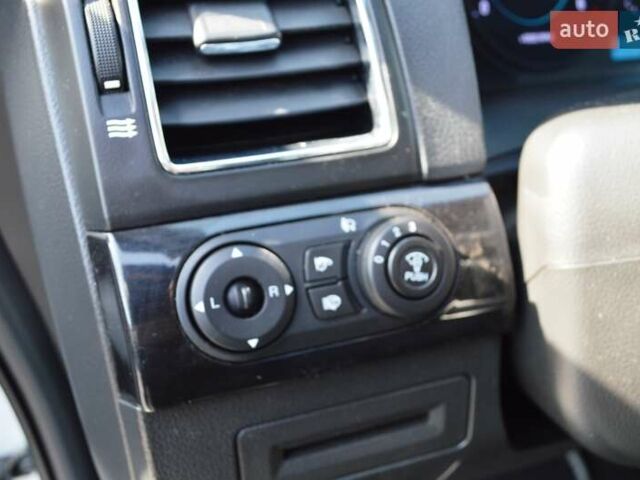 Шевроле Каптива, объемом двигателя 2.2 л и пробегом 222 тыс. км за 11700 $, фото 18 на Automoto.ua