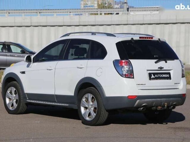 Шевроле Каптива, объемом двигателя 2.2 л и пробегом 180 тыс. км за 11000 $, фото 6 на Automoto.ua