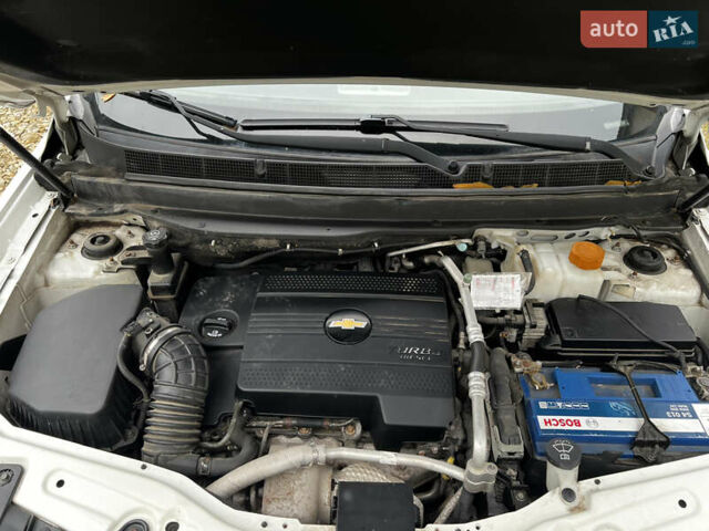 Шевроле Каптіва, об'ємом двигуна 2.2 л та пробігом 230 тис. км за 11500 $, фото 25 на Automoto.ua