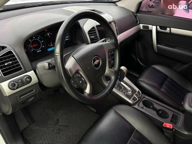 Шевроле Каптива, объемом двигателя 2 л и пробегом 181 тыс. км за 10600 $, фото 9 на Automoto.ua