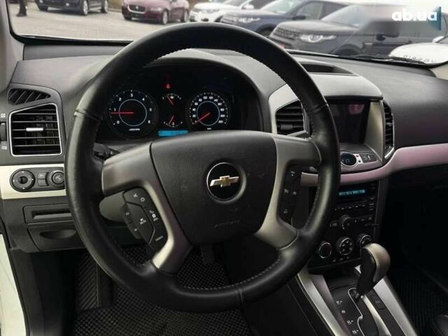Шевроле Каптива, объемом двигателя 2 л и пробегом 181 тыс. км за 10600 $, фото 10 на Automoto.ua