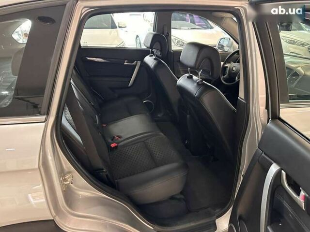 Шевроле Каптіва, об'ємом двигуна 2.2 л та пробігом 97 тис. км за 12000 $, фото 16 на Automoto.ua