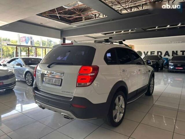 Шевроле Каптива, объемом двигателя 2 л и пробегом 145 тыс. км за 14000 $, фото 4 на Automoto.ua