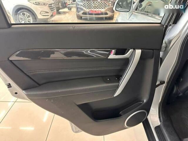 Шевроле Каптіва, об'ємом двигуна 2.2 л та пробігом 97 тис. км за 12000 $, фото 18 на Automoto.ua