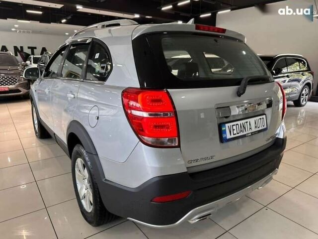 Шевроле Каптіва, об'ємом двигуна 2.2 л та пробігом 97 тис. км за 12000 $, фото 5 на Automoto.ua