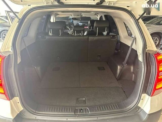 Шевроле Каптива, объемом двигателя 2 л и пробегом 145 тыс. км за 14000 $, фото 9 на Automoto.ua