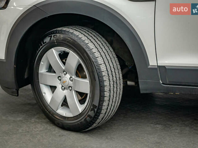 Шевроле Каптива, объемом двигателя 2.4 л и пробегом 73 тыс. км за 16638 $, фото 14 на Automoto.ua