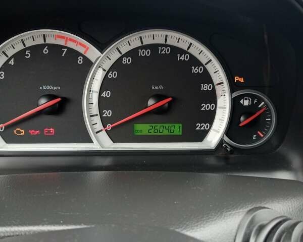 Жовтий Шевроле Каптіва, об'ємом двигуна 2.4 л та пробігом 262 тис. км за 8700 $, фото 4 на Automoto.ua