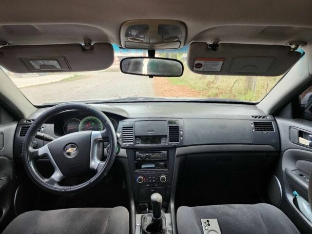 Сірий Шевроле Каптіва, об'ємом двигуна 2 л та пробігом 180 тис. км за 4100 $, фото 5 на Automoto.ua