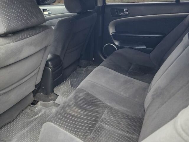 Сірий Шевроле Каптіва, об'ємом двигуна 2 л та пробігом 180 тис. км за 4100 $, фото 6 на Automoto.ua