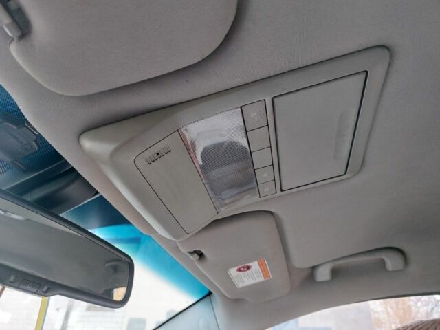 Серый Шевроле Каптива, объемом двигателя 2.4 л и пробегом 280 тыс. км за 6750 $, фото 15 на Automoto.ua