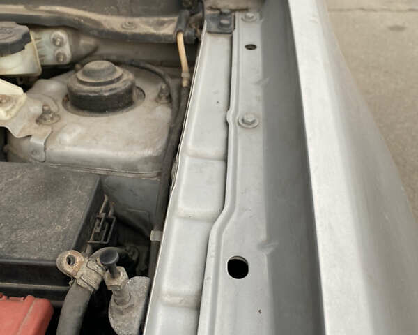 Сірий Шевроле Каптіва, об'ємом двигуна 2.4 л та пробігом 300 тис. км за 6750 $, фото 4 на Automoto.ua