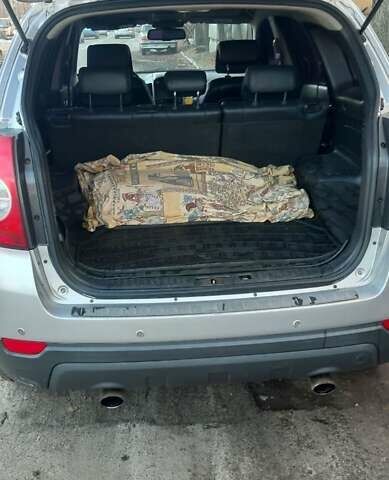 Сірий Шевроле Каптіва, об'ємом двигуна 2.4 л та пробігом 246 тис. км за 7900 $, фото 8 на Automoto.ua