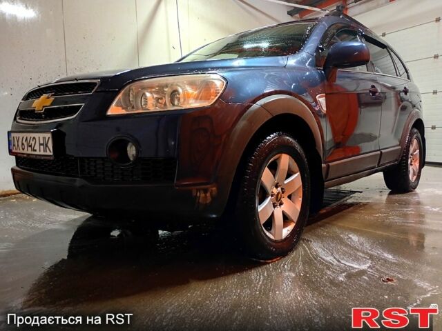 Сірий Шевроле Каптіва, об'ємом двигуна 2 л та пробігом 163 тис. км за 6500 $, фото 1 на Automoto.ua