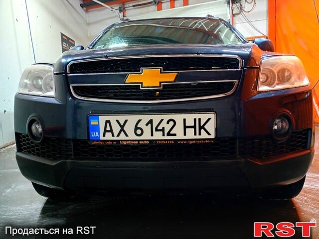 Сірий Шевроле Каптіва, об'ємом двигуна 2 л та пробігом 163 тис. км за 6500 $, фото 3 на Automoto.ua