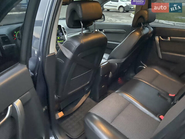 Серый Шевроле Каптива, объемом двигателя 2 л и пробегом 160 тыс. км за 8300 $, фото 9 на Automoto.ua