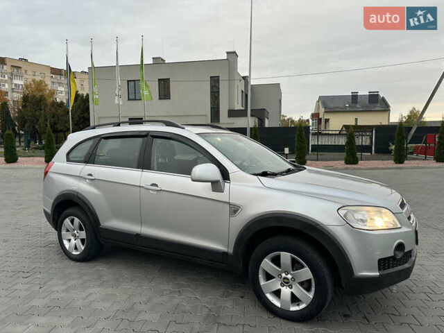 Серый Шевроле Каптива, объемом двигателя 2.41 л и пробегом 230 тыс. км за 7500 $, фото 14 на Automoto.ua
