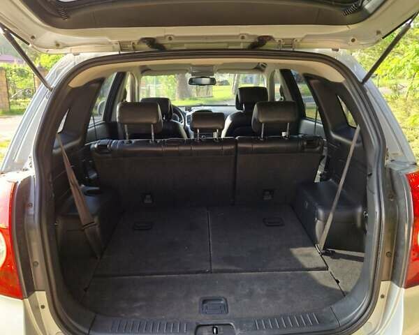 Сірий Шевроле Каптіва, об'ємом двигуна 2.41 л та пробігом 237 тис. км за 7800 $, фото 19 на Automoto.ua