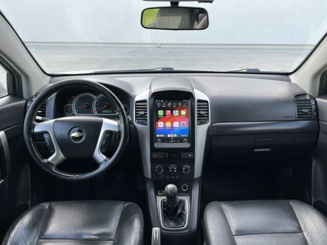 Серый Шевроле Каптива, объемом двигателя 0 л и пробегом 220 тыс. км за 7800 $, фото 5 на Automoto.ua