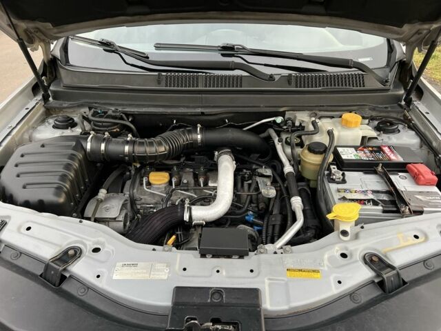 Серый Шевроле Каптива, объемом двигателя 2 л и пробегом 260 тыс. км за 7000 $, фото 10 на Automoto.ua