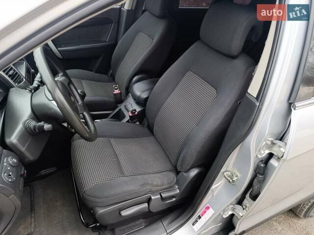 Серый Шевроле Каптива, объемом двигателя 2.4 л и пробегом 240 тыс. км за 6800 $, фото 18 на Automoto.ua