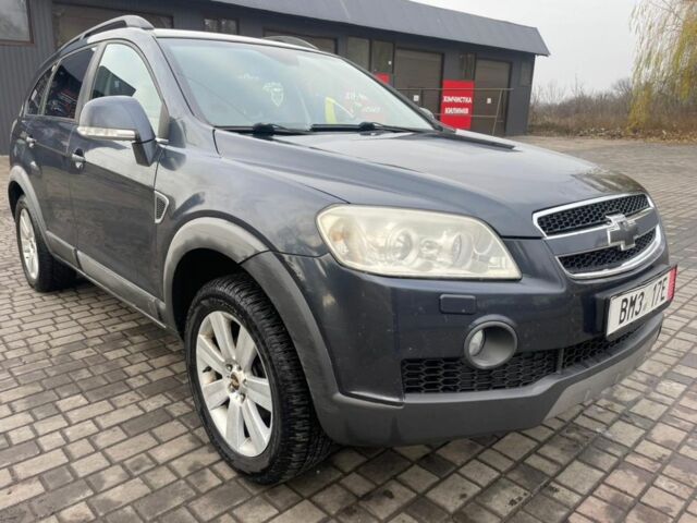 Серый Шевроле Каптива, объемом двигателя 0 л и пробегом 300 тыс. км за 4800 $, фото 1 на Automoto.ua
