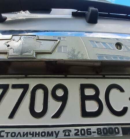 Серый Шевроле Каптива, объемом двигателя 2.4 л и пробегом 495 тыс. км за 6500 $, фото 1 на Automoto.ua