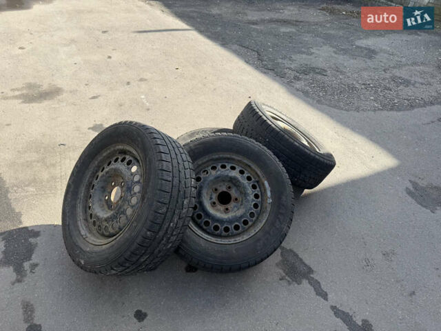 Сірий Шевроле Каптіва, об'ємом двигуна 2.41 л та пробігом 221 тис. км за 6500 $, фото 14 на Automoto.ua