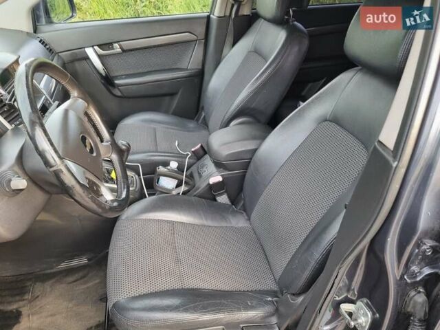 Серый Шевроле Каптива, объемом двигателя 1.99 л и пробегом 316 тыс. км за 7350 $, фото 6 на Automoto.ua