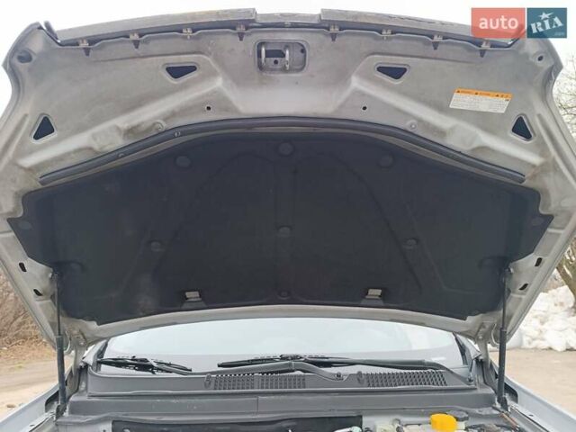 Серый Шевроле Каптива, объемом двигателя 2.4 л и пробегом 240 тыс. км за 6800 $, фото 38 на Automoto.ua