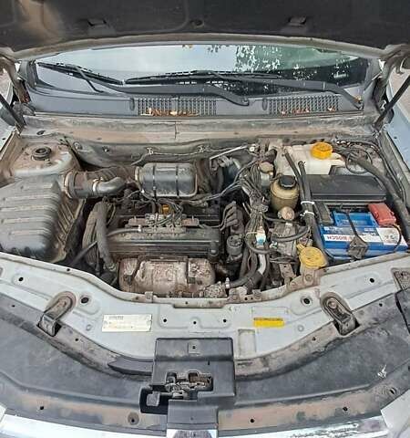 Серый Шевроле Каптива, объемом двигателя 2.4 л и пробегом 495 тыс. км за 6500 $, фото 20 на Automoto.ua