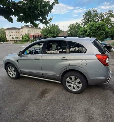 Серый Шевроле Каптива, объемом двигателя 2.4 л и пробегом 495 тыс. км за 6500 $, фото 8 на Automoto.ua