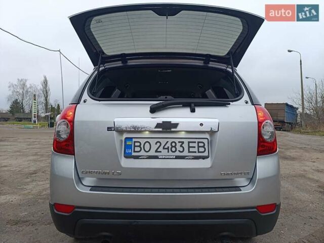 Серый Шевроле Каптива, объемом двигателя 2.4 л и пробегом 240 тыс. км за 6800 $, фото 33 на Automoto.ua