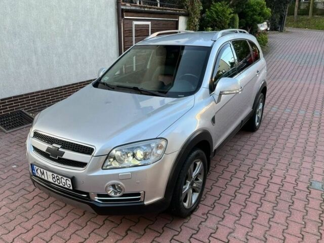 Серый Шевроле Каптива, объемом двигателя 0 л и пробегом 275 тыс. км за 2500 $, фото 4 на Automoto.ua