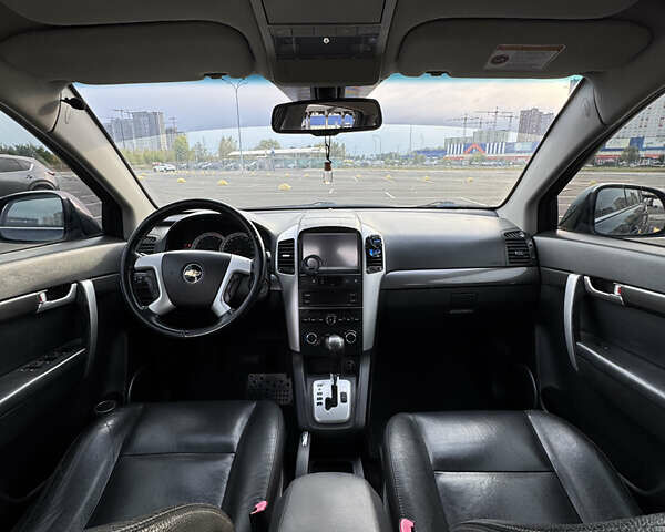 Шевроле Каптива 2007 в Киеве на Automoto.ua Серый Шевроле Каптива, объемом двигателя 1.99 л и пробегом 248 тыс. км за 7500 $, фото 3 на Automoto.ua