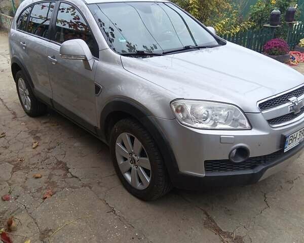 Серый Шевроле Каптива, объемом двигателя 1.99 л и пробегом 223 тыс. км за 8500 $, фото 13 на Automoto.ua