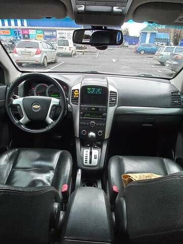 Сірий Шевроле Каптіва, об'ємом двигуна 2.41 л та пробігом 240 тис. км за 6700 $, фото 7 на Automoto.ua