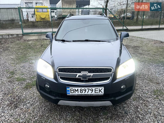 Серый Шевроле Каптива, объемом двигателя 3.2 л и пробегом 270 тыс. км за 8500 $, фото 2 на Automoto.ua