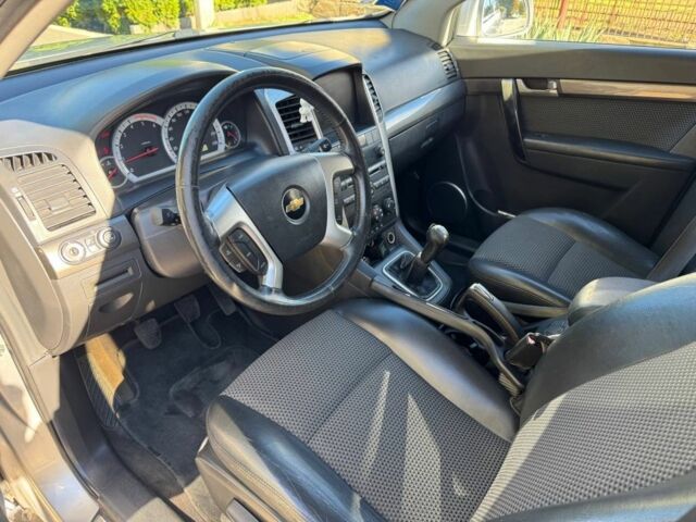 Шевроле Каптіва 2007 у Одесі на Automoto.ua Сірий Шевроле Каптіва, об'ємом двигуна 2 л та пробігом 200 тис. км за 4900 $, фото 12 на Automoto.ua