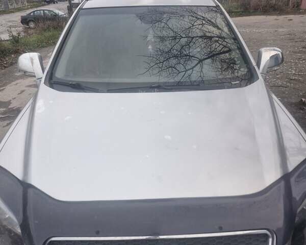 Серый Шевроле Каптива, объемом двигателя 3.2 л и пробегом 206 тыс. км за 6000 $, фото 3 на Automoto.ua